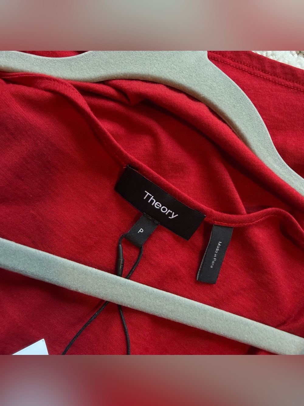 Theory Red Sleeveless Tank Top - Picture 4 of 4